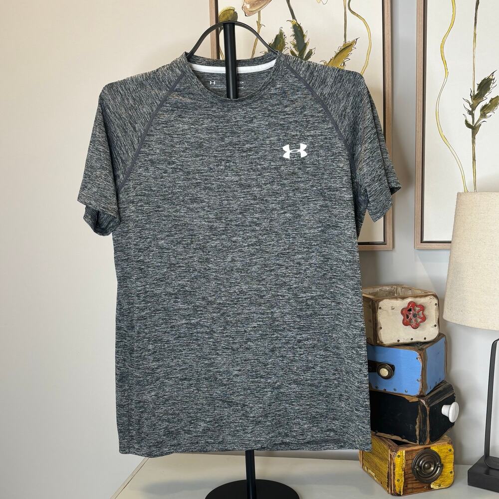 Under Armour HeatGear Men’s Small Gray Heather Loose Fit Short Sleeve Shirt